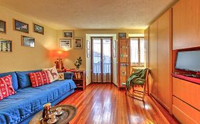 Appartamento Claire - Relax Con Splendida Vista - Cour 0081
