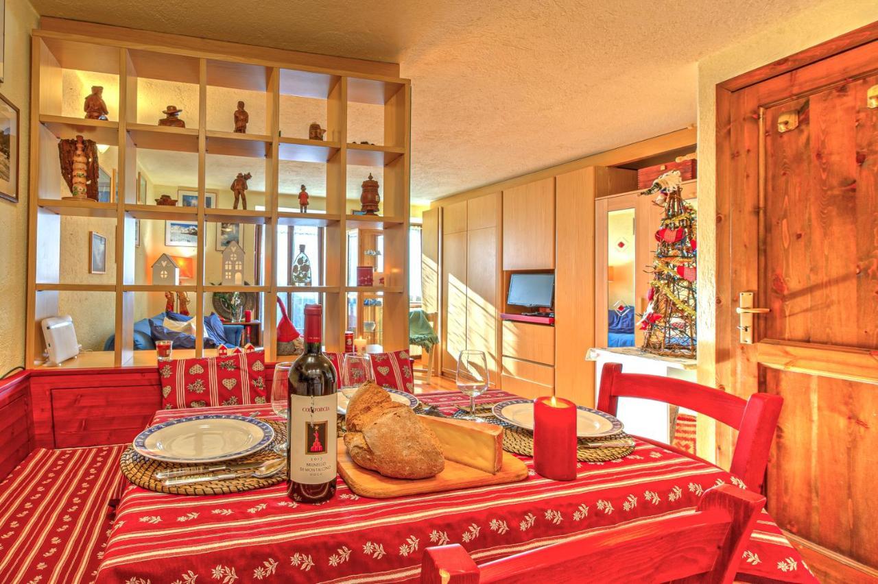 Appartamento Claire - Relax Con Splendida Vista - Cour 0081 Courmayeur Esterno foto