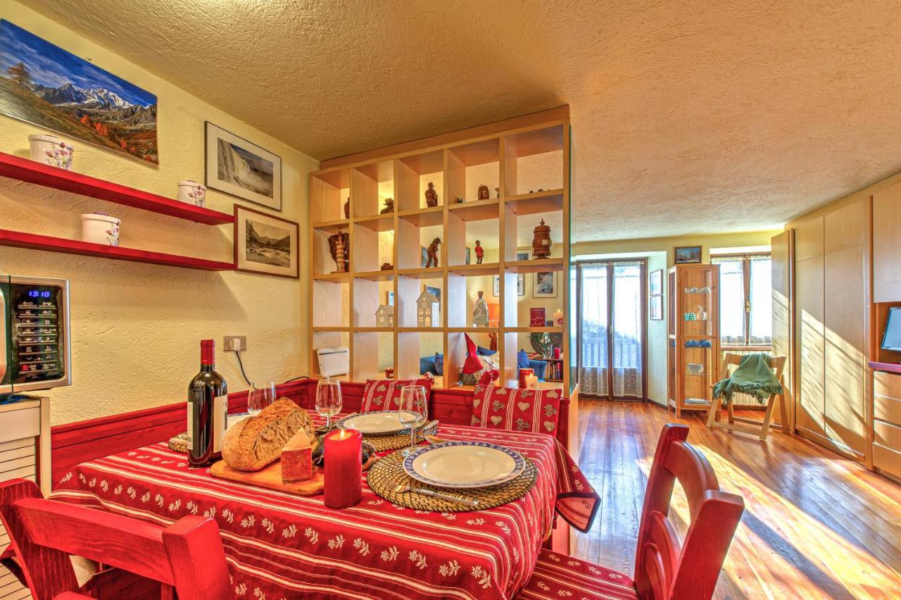 Appartamento Claire - Relax Con Splendida Vista - Cour 0081 Courmayeur Esterno foto