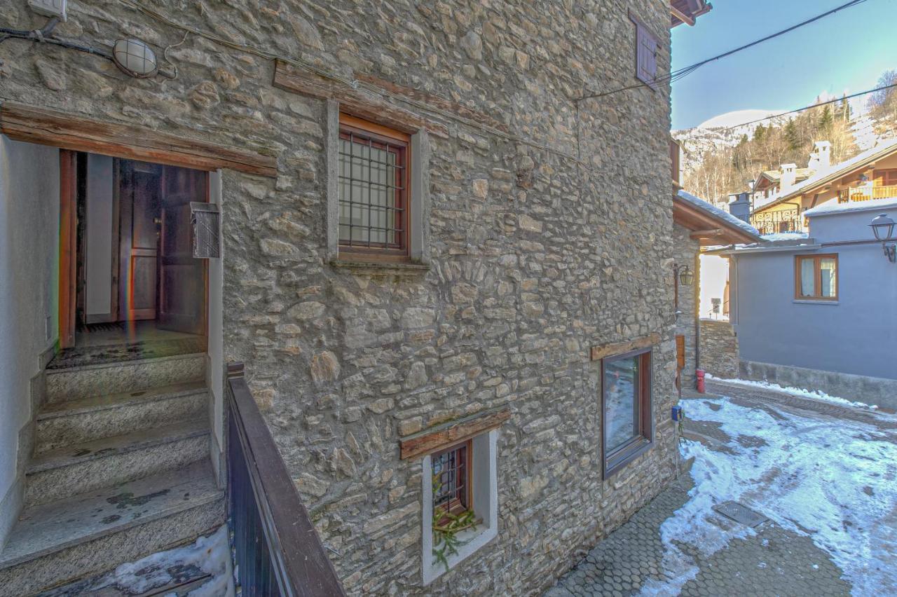 Appartamento Claire - Relax Con Splendida Vista - Cour 0081 Courmayeur Esterno foto
